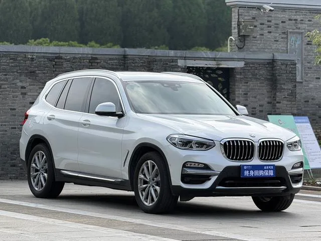 BMW X3 2018 xDrive25i Luxury Set China V exterior photo 3