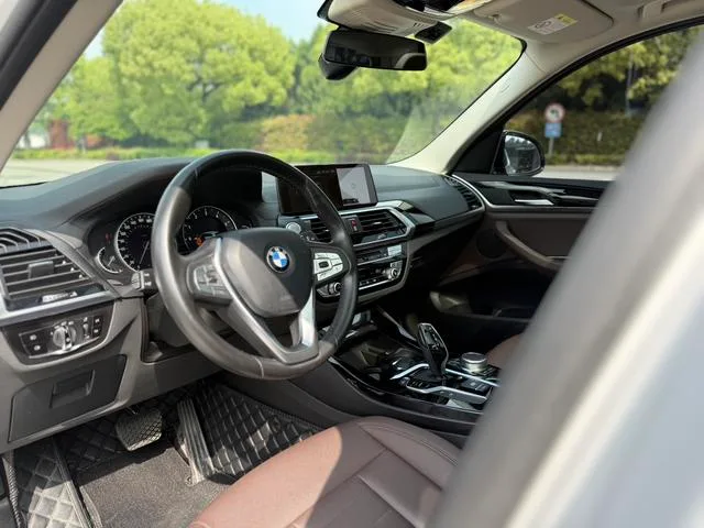 BMW X3 2018 xDrive25i Luxury Set China V exterior photo 6