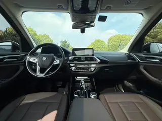 BMW X3 2018 xDrive25i Luxury Set China V interior photo 8