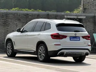 BMW X3 2018 xDrive25i Luxury Set China V interior photo 12