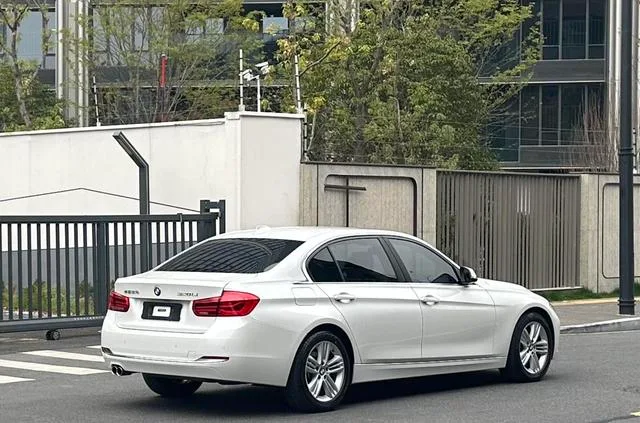 BMW 3 Series 2017 320Li Fashionable exterior photo 6 BMW 3 Series 2017 320Li Fashionable exterior photo 6
