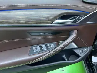 BMW 5 Series 2020 Versión mejorada de kilometraje 530Le Traje de lujo interior foto 15