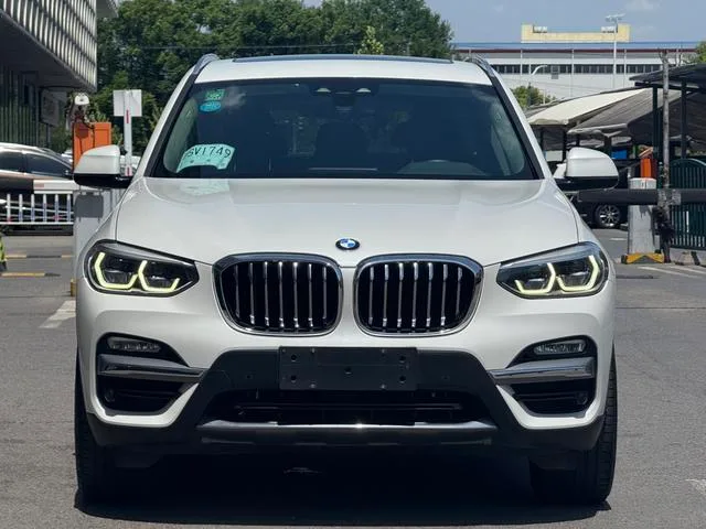 BMW X3 2018 xDrive28i Traje de lujo País VI exterior foto 2