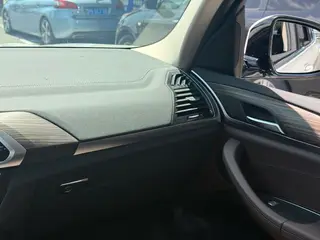 BMW X3 2018 xDrive28i Traje de lujo País VI interior foto 18