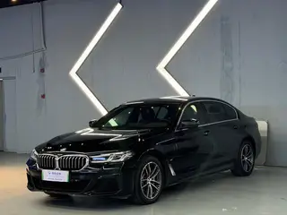 BMW 5 Series 2021 535Le M Conjunto deportivo