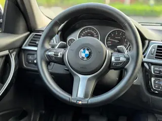 BMW 3 Series 2017 320Li M Sporty exterior photo 5 BMW 3 Series 2017 320Li M Sporty exterior photo 5