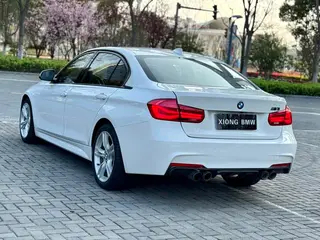 BMW 3 Series 2017 320Li M Sporty interior photo 12 BMW 3 Series 2017 320Li M Sporty interior photo 12