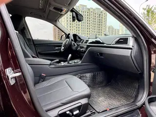 BMW 3 Series 2016 320Li Fashionable interior photo 16