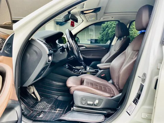 BMW X3 2021 xDrive28i M Sports suit exterior photo 4 BMW X3 2021 xDrive28i M Sports suit exterior photo 4