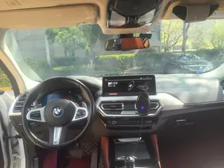 BMW X4 2022 xDrive 25i M Conjunto deportivo exterior foto 8