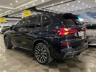 BMW X5 2025 xDrive40Li M Sports Night Suit exterior photo 4 BMW X5 2025 xDrive40Li M Sports Night Suit exterior photo 4