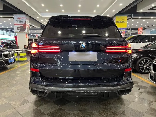BMW X5 2025 xDrive40Li M Sports Night Suit exterior photo 5 BMW X5 2025 xDrive40Li M Sports Night Suit exterior photo 5