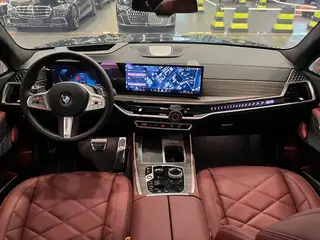 BMW X5 2025 xDrive40Li M Sports Night Suit interior photo 9 BMW X5 2025 xDrive40Li M Sports Night Suit interior photo 9