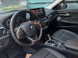 BMW 1 Series 2020 120i Fashionable exterior photo 5 BMW 1 Series 2020 120i Fashionable exterior photo 5