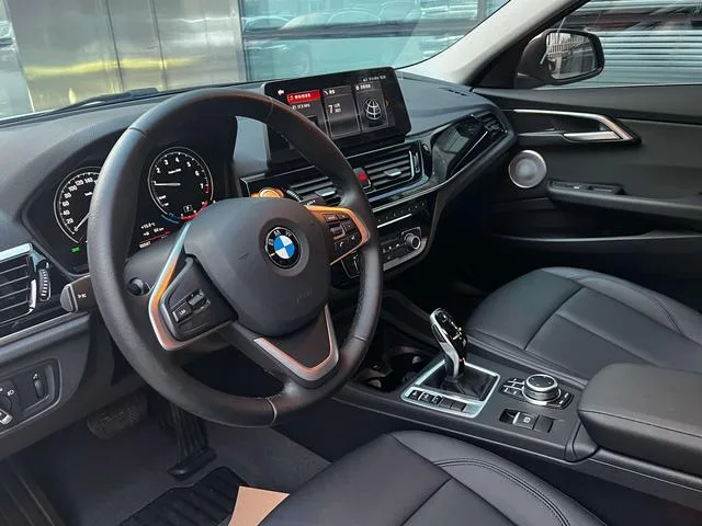 BMW 1 Series 2020 120i Fashionable exterior photo 5 BMW 1 Series 2020 120i Fashionable exterior photo 5