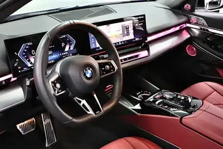 BMW 5 Series 2025 530Li Leading Type M Sports suit interior photo 11 BMW 5 Series 2025 530Li Leading Type M Sports suit interior photo 11