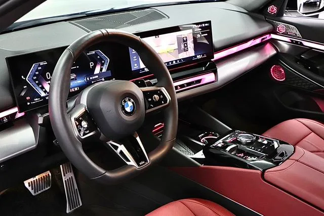 BMW 5 Series 2025 530Li Leading Type M Sports suit interior photo 11 BMW 5 Series 2025 530Li Leading Type M Sports suit interior photo 11