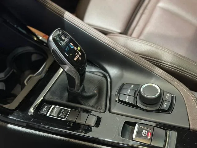 BMW X2 2020 sDrive20i M Traje todoterreno interior foto 8 BMW X2 2020 sDrive20i M Traje todoterreno interior foto 8