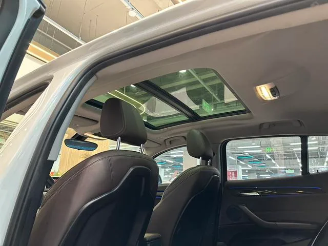 BMW X2 2020 sDrive20i M Traje todoterreno interior foto 9 BMW X2 2020 sDrive20i M Traje todoterreno interior foto 9