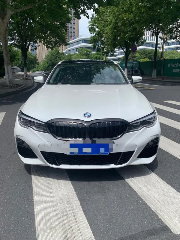 BMW 3 Series 2021 Restyling 325Li M Sports suit exterior photo 2
