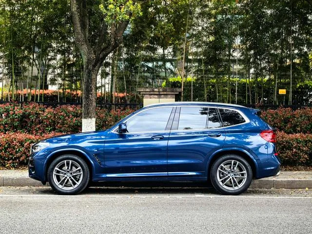 BMW X3 2021 xDrive28i M Sports suit exterior photo 3 BMW X3 2021 xDrive28i M Sports suit exterior photo 3