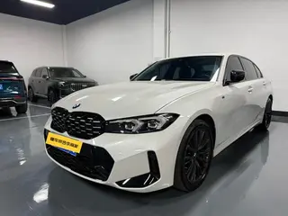 BMW 3 Series 2023 325i M Traje nocturno deportivo Yao
