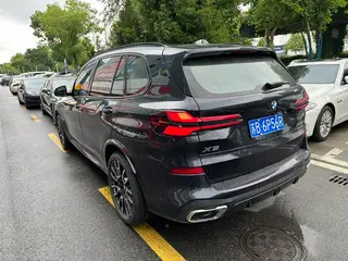 BMW X5 2023 xDrive40Li M Sports suit exterior photo 6