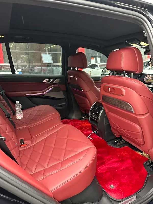 BMW X5 2023 xDrive40Li M Sports suit interior photo 10