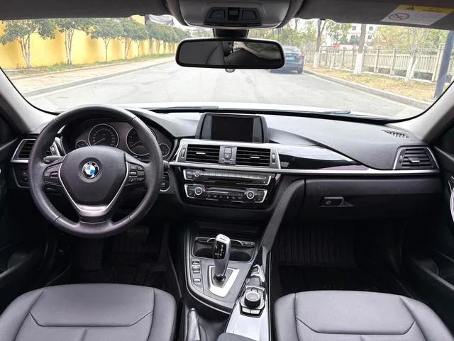 BMW 3 Series 2017 320Li Style tendance extérieur photo 5