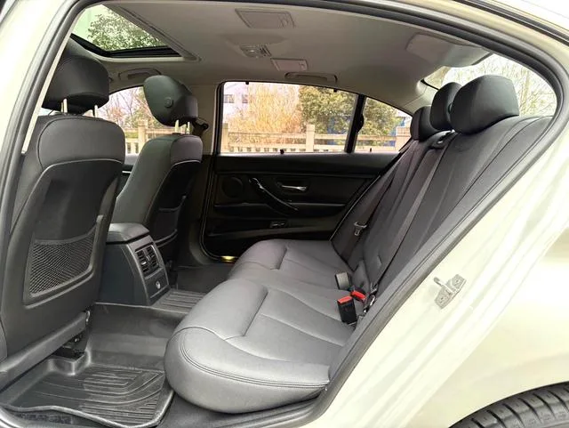 BMW 3 Series 2017 320Li Style tendance intérieur photo 6