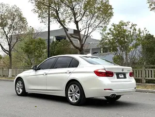 BMW 3 Series 2017 320Li Style tendance intérieur photo 9