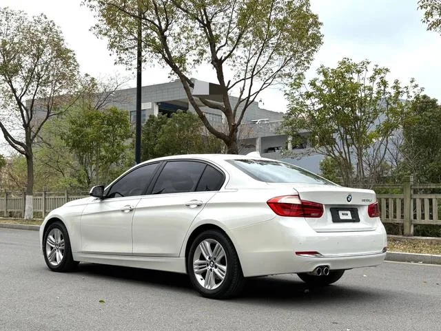 BMW 3 Series 2017 320Li Style tendance intérieur photo 9