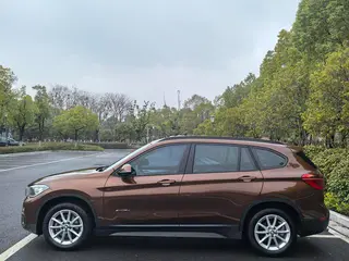 BMW X1 2016 sDrive18Li Fashionable exterior photo 4