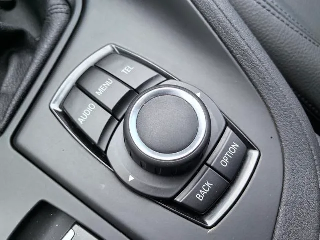 BMW X1 2016 sDrive18Li Fashionable exterior photo 7