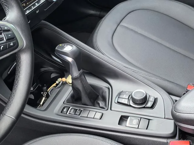BMW X1 2016 sDrive18Li Fashionable interior photo 14