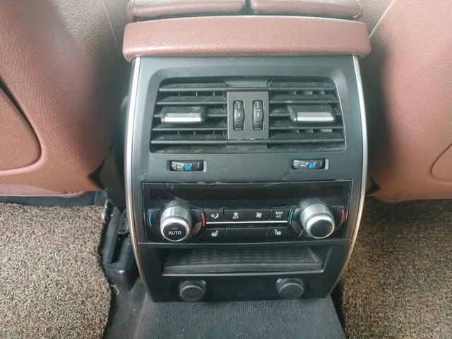 BMW 5 Series GT 2015 535i xDrive interior photo 13