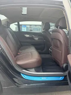 BMW 7 Series 2016 730Li Leading Type interior photo 18