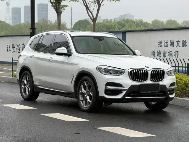 BMW X3 2019 xDrive28i Luxury Set exterior photo 3 BMW X3 2019 xDrive28i Luxury Set exterior photo 3