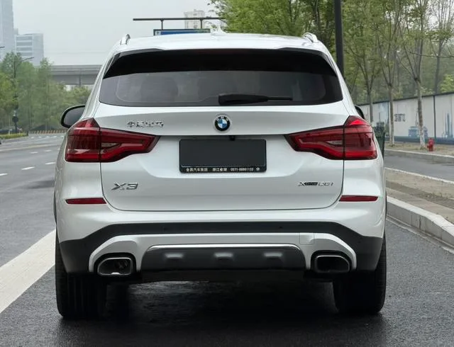 BMW X3 2019 xDrive28i Luxury Set exterior photo 6 BMW X3 2019 xDrive28i Luxury Set exterior photo 6