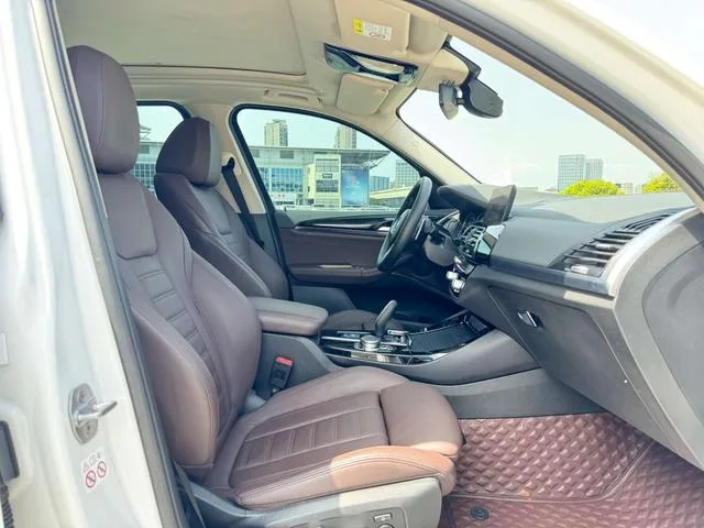 BMW X3 2018 xDrive28i M Sports suit China V interior photo 9