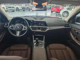 BMW 3 Series 2020 325Li M Set de nuit de sport intérieur photo 14