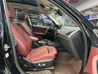 BMW X3 2023 xDrive30i Premium Class M Obsidian Night Suit interior photo 20
