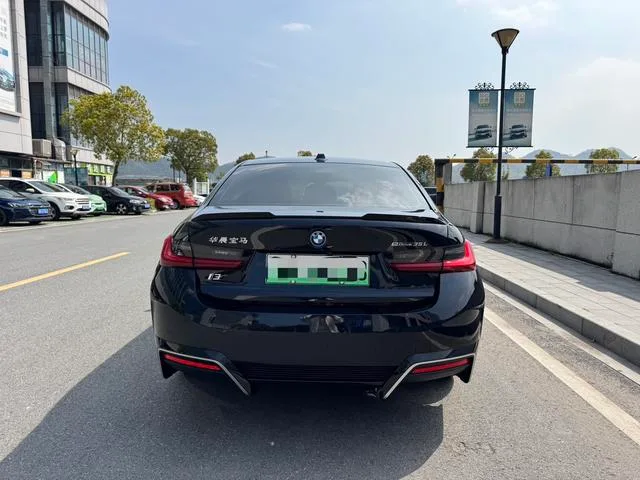 BMW i3 2022 eDrive35L exterior foto 4