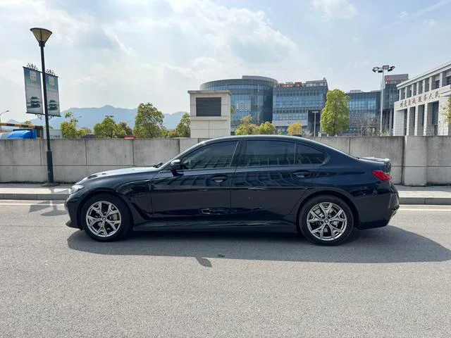 BMW i3 2022 eDrive35L exterior foto 7