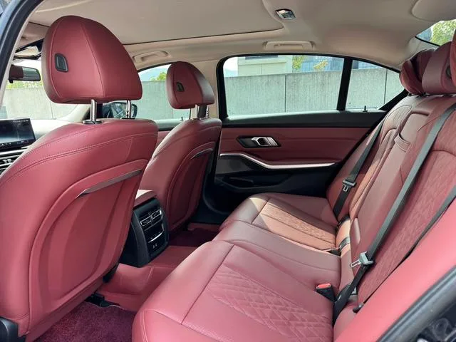 BMW i3 2022 eDrive35L interior foto 9