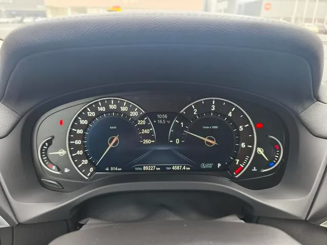 BMW X3 2018 xDrive25i Luxury Set Country VI interior photo 16