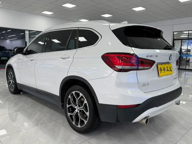 BMW X1 2020 sDrive25Li Líder exterior foto 5 BMW X1 2020 sDrive25Li Líder exterior foto 5