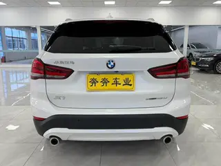 BMW X1 2020 sDrive25Li Líder exterior foto 6 BMW X1 2020 sDrive25Li Líder exterior foto 6