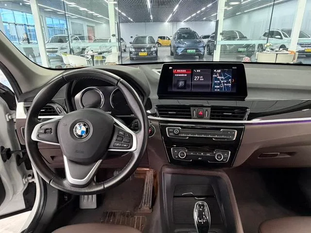 BMW X1 2020 sDrive25Li Líder interior foto 10 BMW X1 2020 sDrive25Li Líder interior foto 10