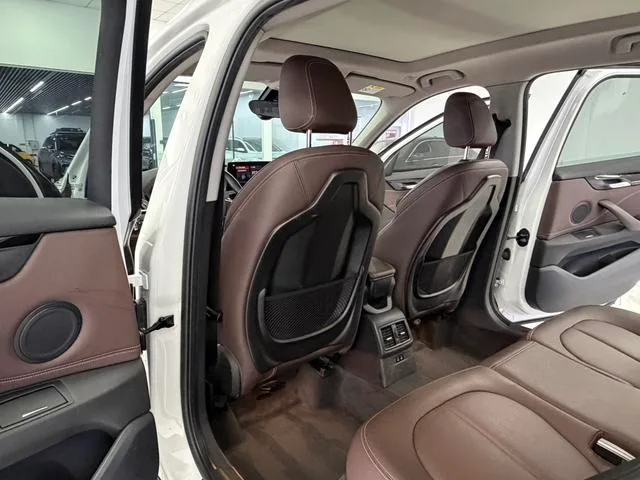 BMW X1 2020 sDrive25Li Líder interior foto 12 BMW X1 2020 sDrive25Li Líder interior foto 12